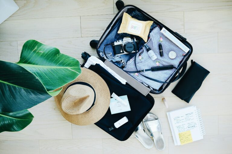 hat Travelling light: how to pack like a pro Laura Wallwork battleface.com